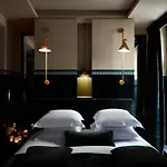 Monsieur George & - Champs-elysees Paris