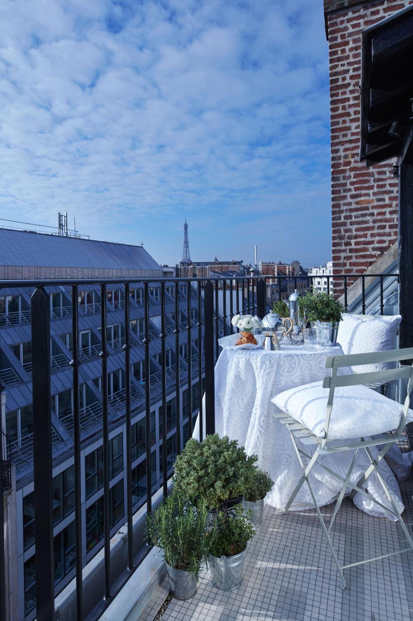 Hotel Monsieur George & - Champs-elysees 5*