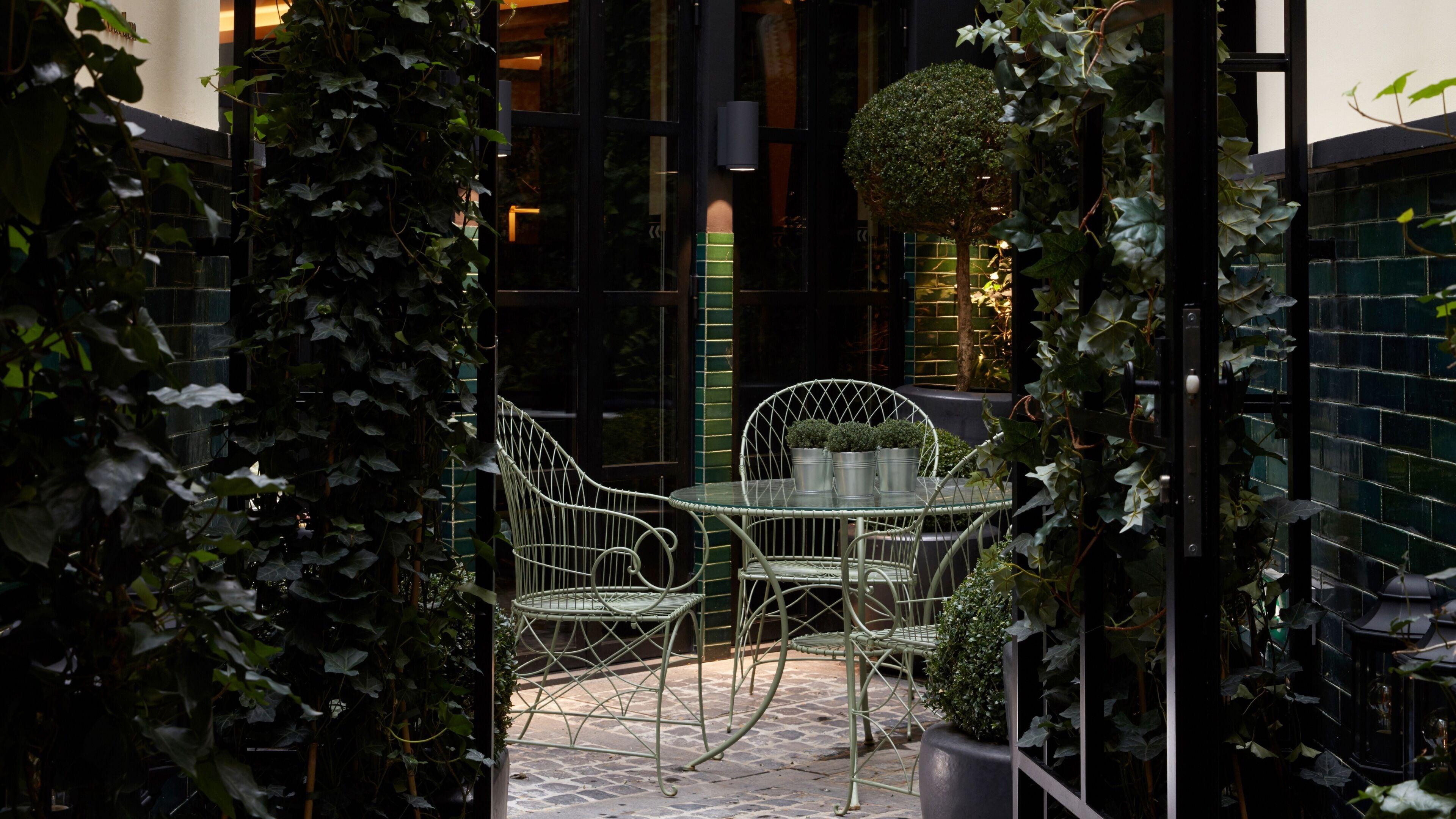 Hotel Monsieur George & - Champs-elysees