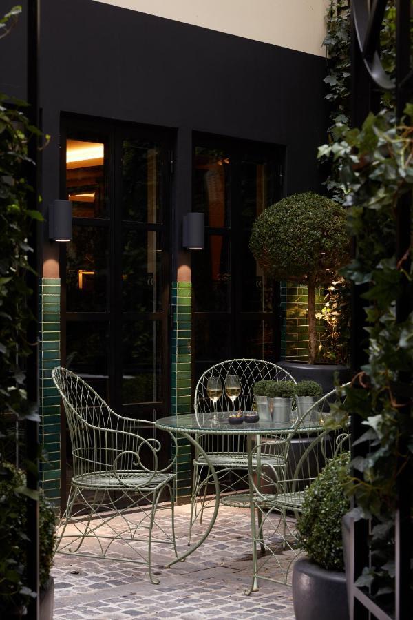 Hotel Monsieur George & - Champs-elysees