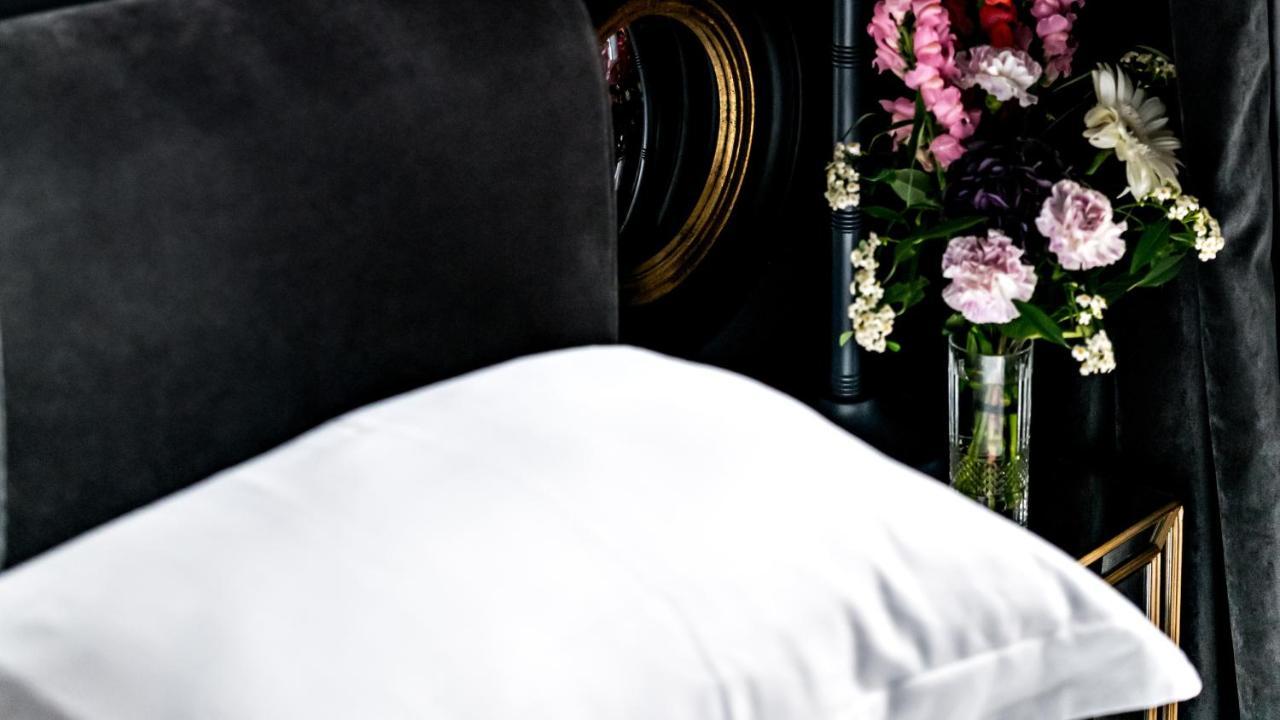 Monsieur George & - Champs-elysees 5*